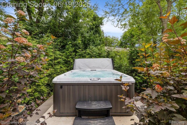 1987 Fox River Dr, Bloomfield Hills, MI 48304 - photo 6