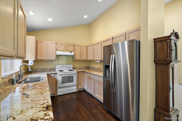 55728 Lorraine Dr Unit 20, Utica, MI 48316 - kitchen featuring stainless steel refrigerator with ice dispenser, white electric stove, under cabinet range hood, light brown cabinetry, and dark wood-style floors