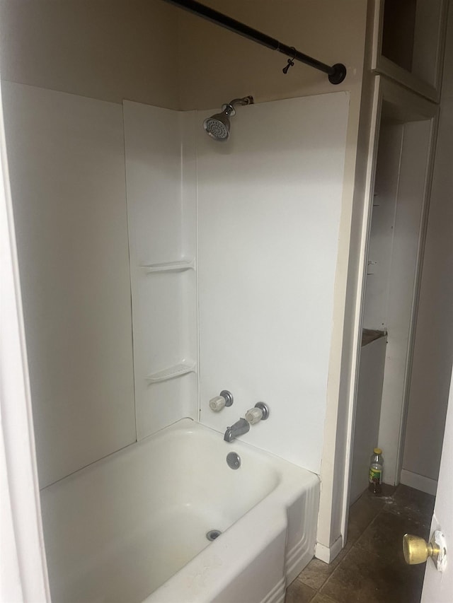1021 2nd St, Flint, MI 48503 - full bath with washtub / shower combination and baseboards
