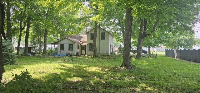 515 Osterhout St, Schoolcraft, MI 49087 - back of house