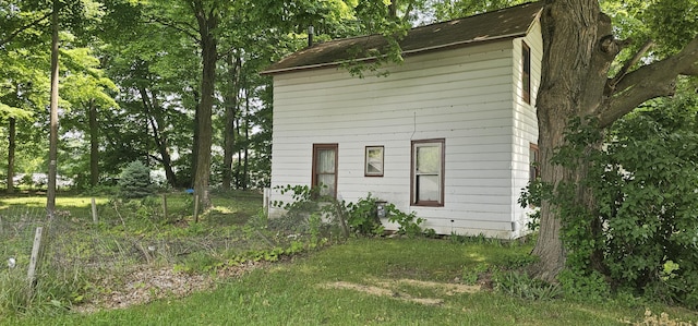 515 Osterhout St, Schoolcraft, MI 49087 - view of side of property featuring a shed