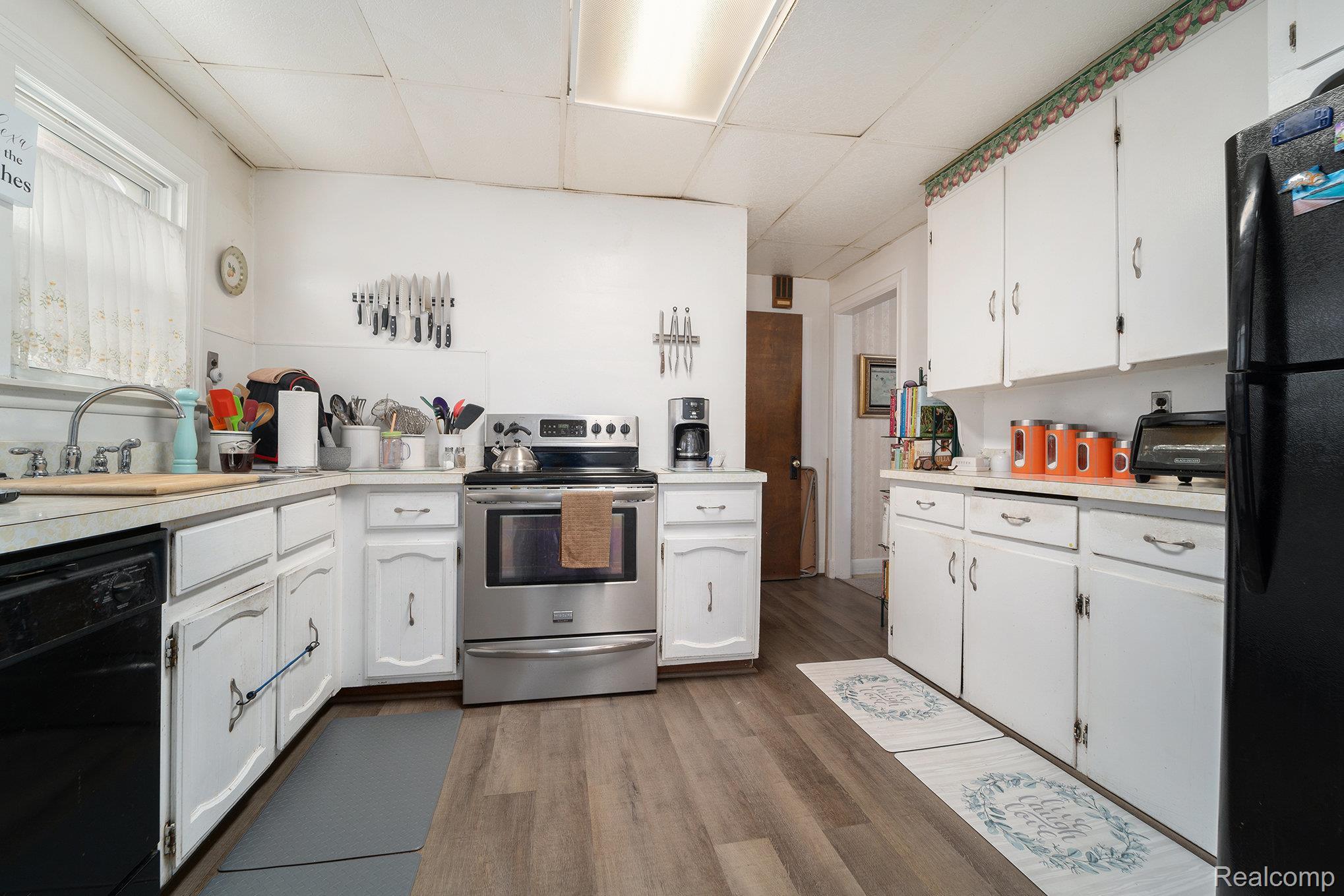 17147 Ohio St, Detroit, MI 48221 - photo 12
