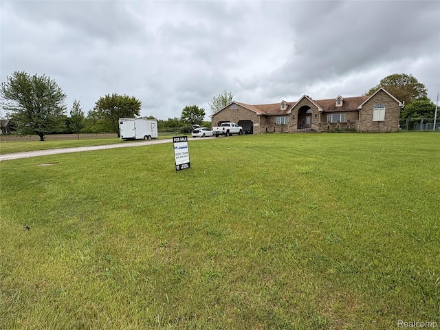 3351 Reid Rd, Swartz Creek, MI 48473 - view of grassy yard