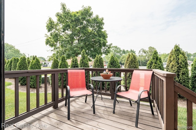 438 Oakgrove Ct, Clawson, MI 48017 - view of wooden deck