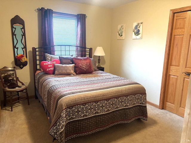 3004 Mackinaw Meadows Dr, Saginaw, MI 48603 - bedroom featuring light carpet and baseboards