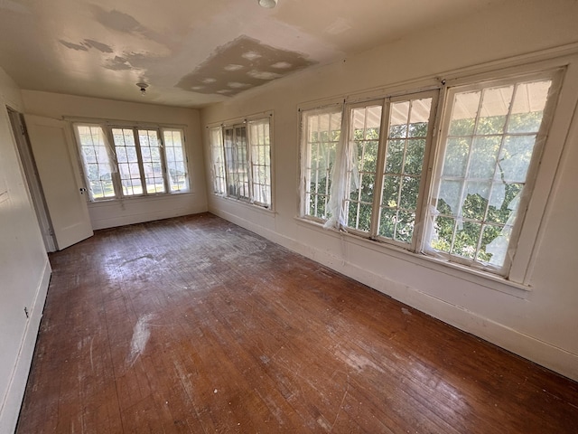1407 Michigan Ave, Alma, MI 48801 - unfurnished sunroom with wood-type flooring