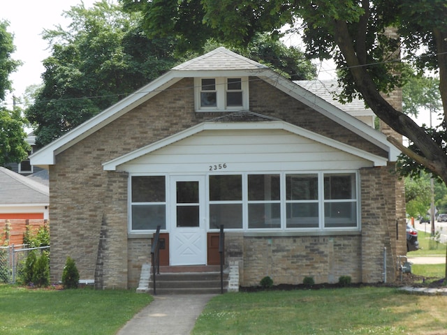 2356 SE Paris, Grand Rapids, MI 49507 - view of front of house featuring entry steps