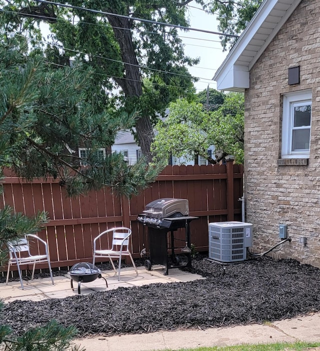 2356 SE Paris, Grand Rapids, MI 49507 - view of yard with a patio and a fire pit