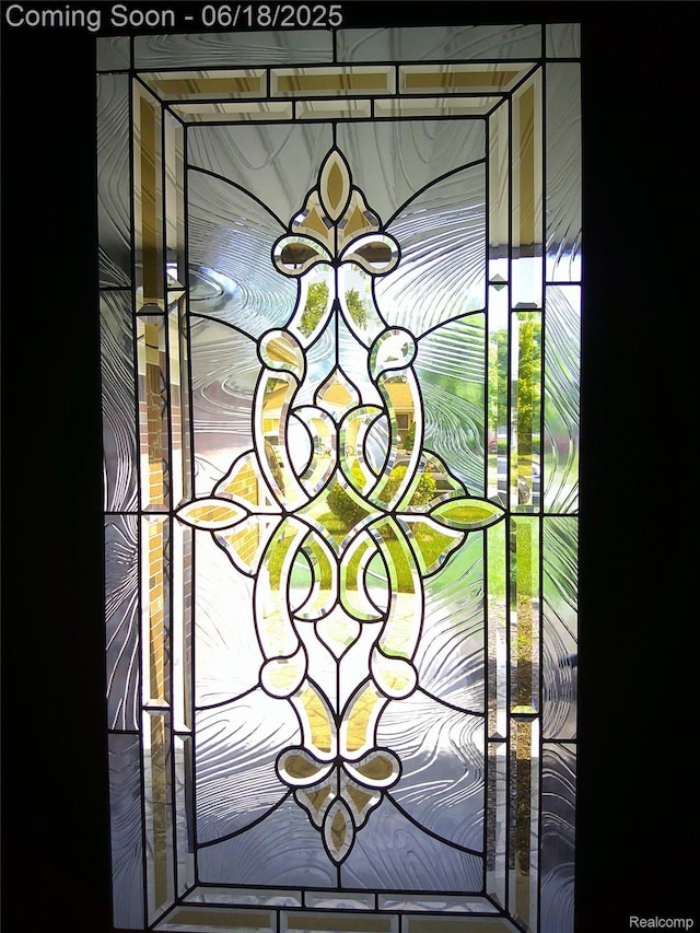 20329 Churchill Ave, Trenton, MI 48183 - detailed view of a chandelier