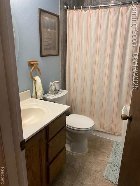20329 Churchill Ave, Trenton, MI 48183 - bathroom featuring vanity and tile patterned flooring