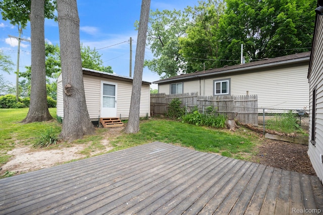 2263 Overridge Ave, Waterford, MI 48327 - wooden deck featuring entry steps