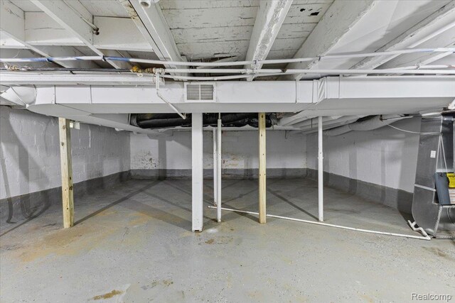 3140 Moore St, Inkster, MI 48141 - view of unfinished basement