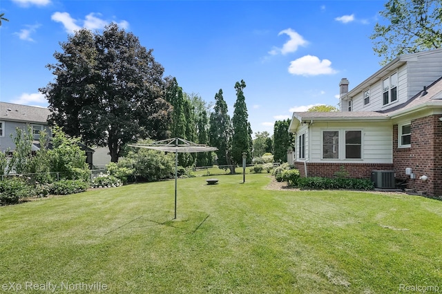 517 S Scott St, Adrian, MI 49221 - view of yard