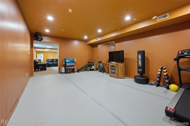 8922 Mcclements Rd, Brighton, MI 48114 - workout area featuring recessed lighting