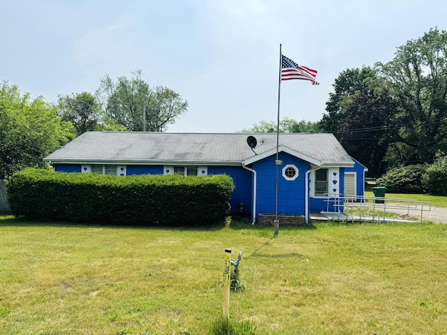 1225 Huntly Rd, Niles, MI 49120 - ranch-style house featuring a front lawn