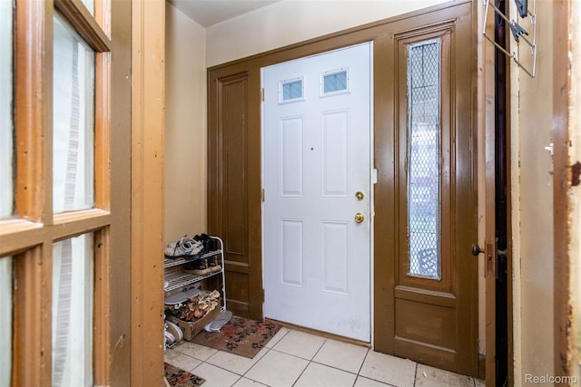 318 Chandler St, Detroit, MI 48202 - foyer with light tile patterned floors