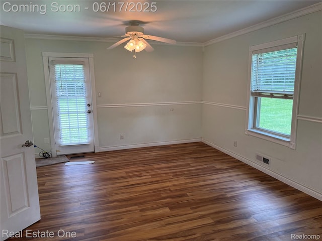 3340 Chickering Ln, Bloomfield Hills, MI 48302 - empty room with plenty of natural light, ceiling fan, crown molding, and wood finished floors