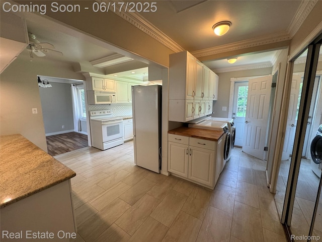 3340 Chickering Ln, Bloomfield Hills, MI 48302 - kitchen with white appliances, ornamental molding, tasteful backsplash, a ceiling fan, and white cabinetry