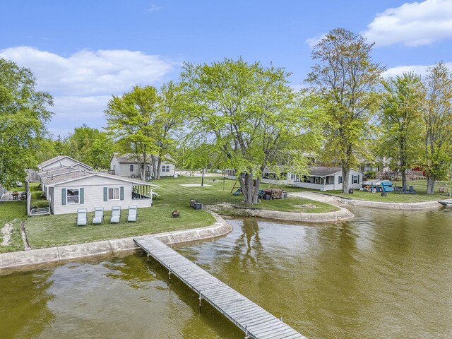 10913 E Houghton Lake Dr, Houghton Lake, MI 48629