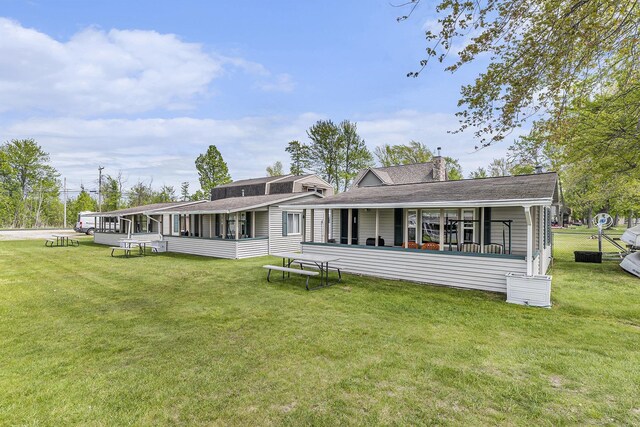 10913 E Houghton Lake Dr, Houghton Lake, MI 48629