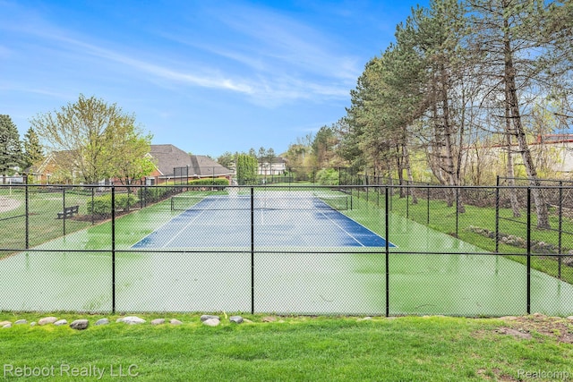 6548 Shetland Ct, Shelby Twp, MI 48316 - view of tennis court