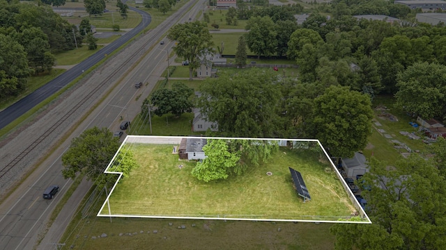8464 E Michigan Ave, Galesburg, MI 49053 - aerial overview of property's location featuring property boundaries highlighted and a highway