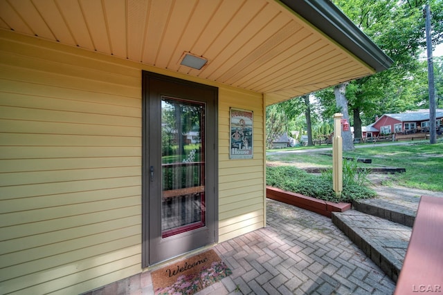 5027 Belemere Ct, Manitou Beach, MI 49253 - doorway to property