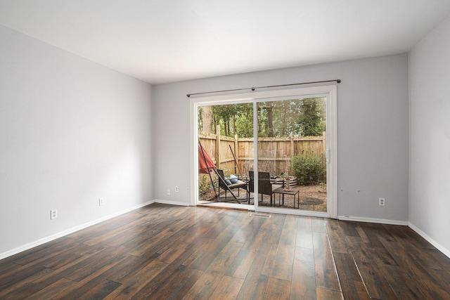 3539 Kenbrooke Ct, Kalamazoo, MI 49006 - empty room with wood finished floors and baseboards