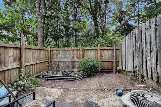 3539 Kenbrooke Ct, Kalamazoo, MI 49006 - view of fenced backyard