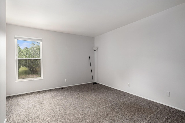 3539 Kenbrooke Ct, Kalamazoo, MI 49006 - carpeted empty room with baseboards