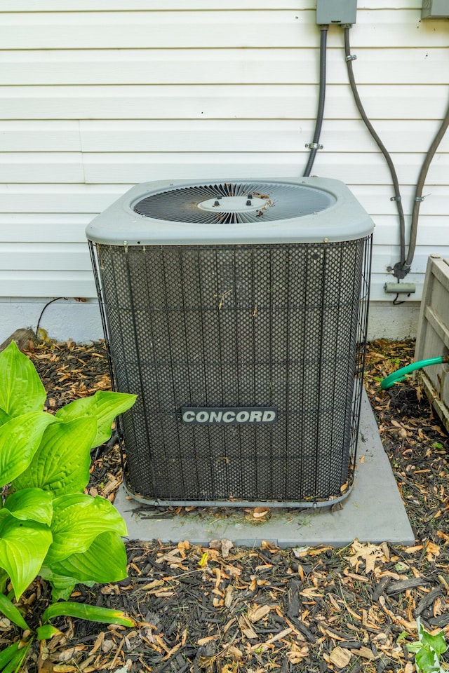 4211 Oakshire Ave, Berkley, MI 48072 - exterior view of a central AC unit