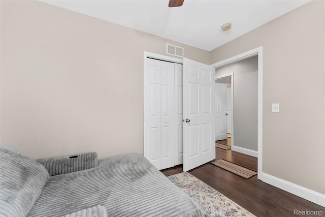4981 Harding St, Dearborn Heights, MI 48125 - bedroom with wood finished floors, a closet, and a ceiling fan