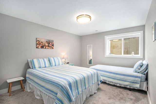 964 Everett Pkwy, South Haven, MI 49090 - carpeted bedroom with baseboards