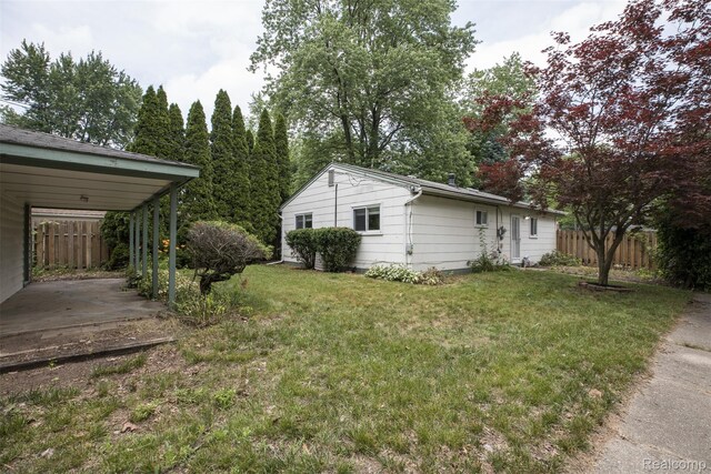 6580 Troy St, Southgate, MI 48180 - view of yard