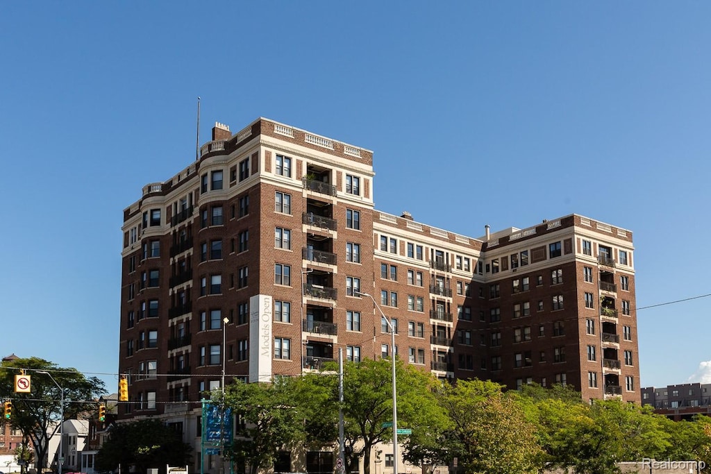 2900 E Jefferson Ave Unit A1, Detroit, MI 48207 - view of property
