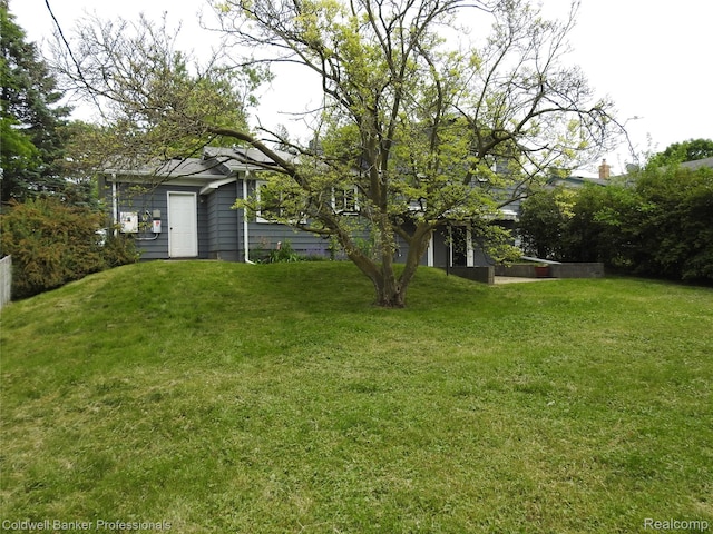 3267 Van Campen Dr, Waterford, MI 48329 - photo 3