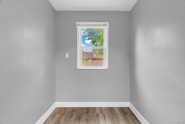 17196 Murray Hill St, Detroit, MI 48235 - unfurnished room with wood finished floors and baseboards