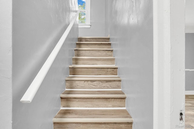17196 Murray Hill St, Detroit, MI 48235 - view of stairs