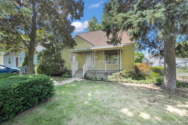 3112 Bailey Ave, Lincoln Park, MI 48146 - view of front of home featuring covered porch and a shingled roof