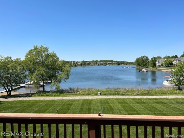 24825 Reeds Pointe Dr, Novi, MI 48374 - water view