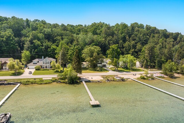 1765 S Shore E, Frankfort, MI 49635