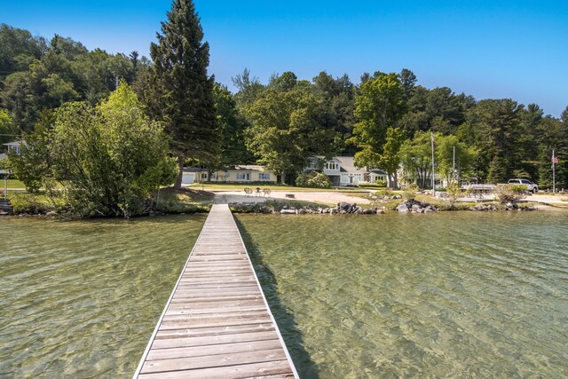 1765 S Shore E, Frankfort, MI 49635