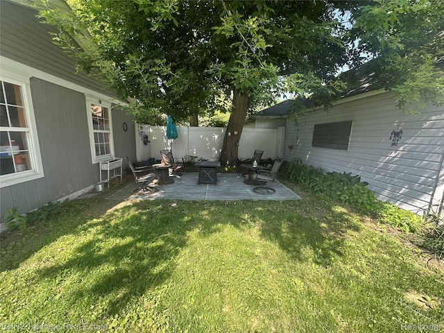 403 N Oak St, Durand, MI 48429 - view of yard featuring a patio area