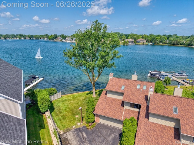 2226 Bowles St, Fenton, MI 48430 - water view