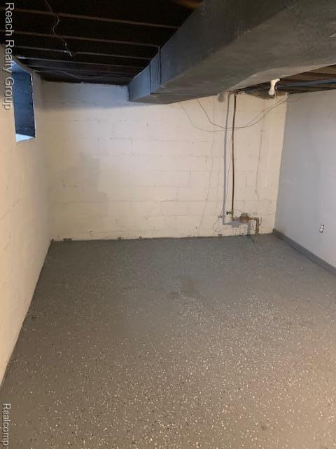 12066 N Martindale St, Detroit, MI 48204 - unfinished basement with concrete block wall