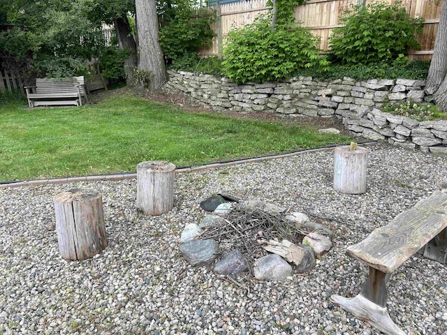 343 Bush Ave, Grand Blanc, MI 48439 - view of yard