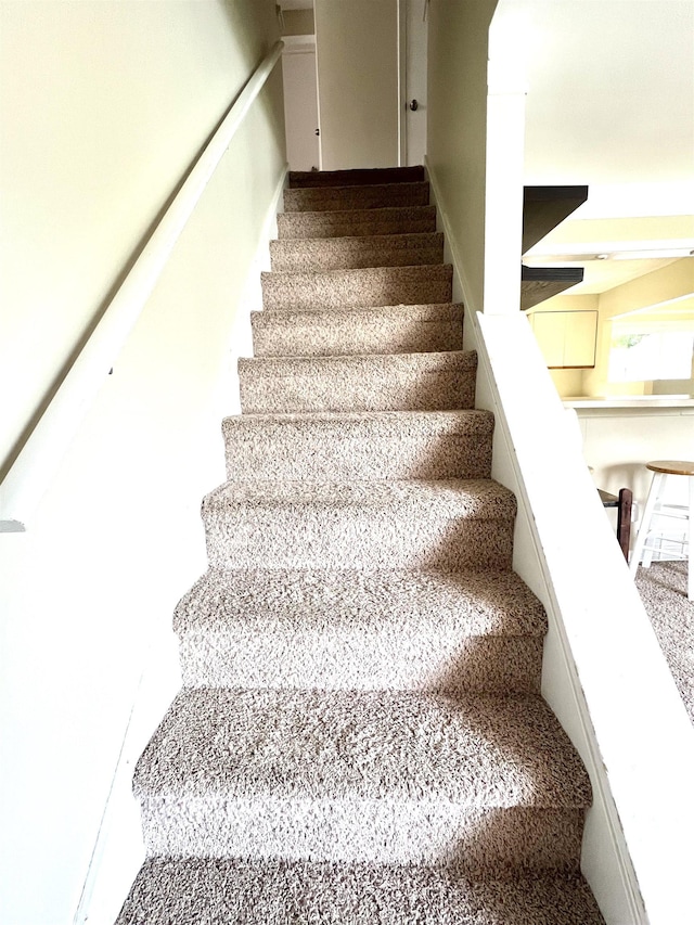 343 Bush Ave, Grand Blanc, MI 48439 - view of stairway