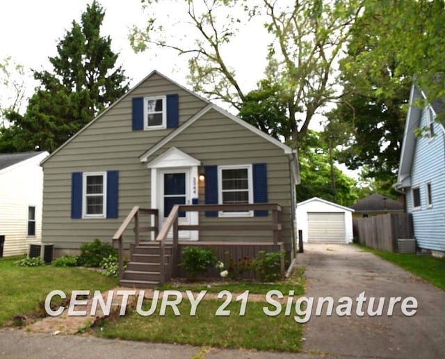 3344 Osler Ave, Saginaw, MI 48602 - bungalow with an outbuilding and a garage