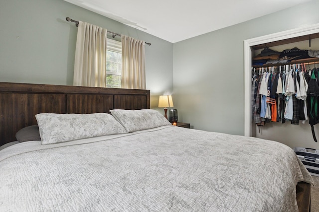 70838 Ridgewood Dr, Edwardsburg, MI 49112 - bedroom featuring a closet