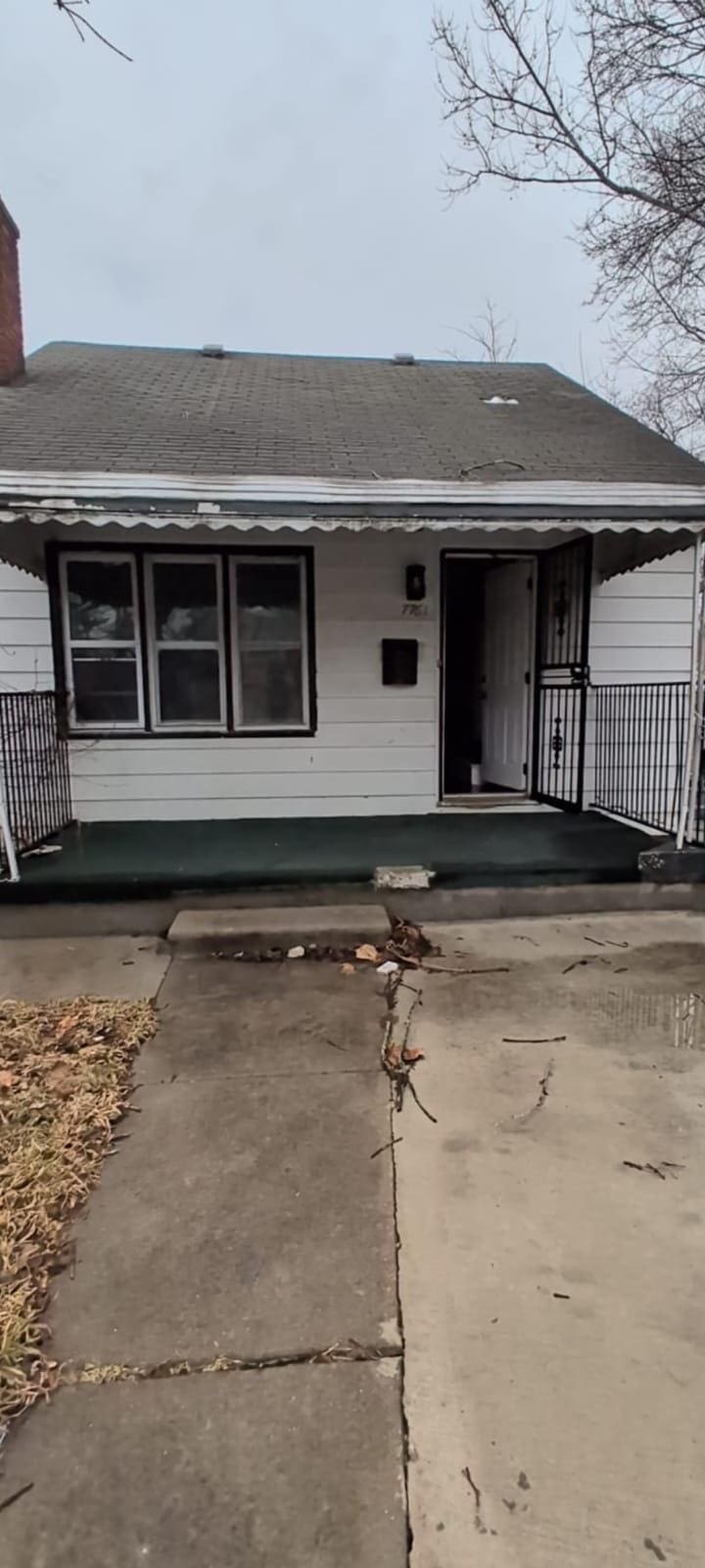 7761 Artesian St, Detroit, MI 48228 - photo 1